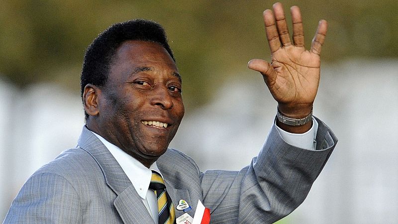 El hijo de Pelé agradece las oraciones de los que piden por la salud de su padre