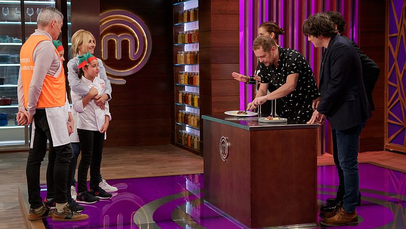 MasterChef Navidad | La reconciliación de Cayetana Guillén Cuervo con Olivia
