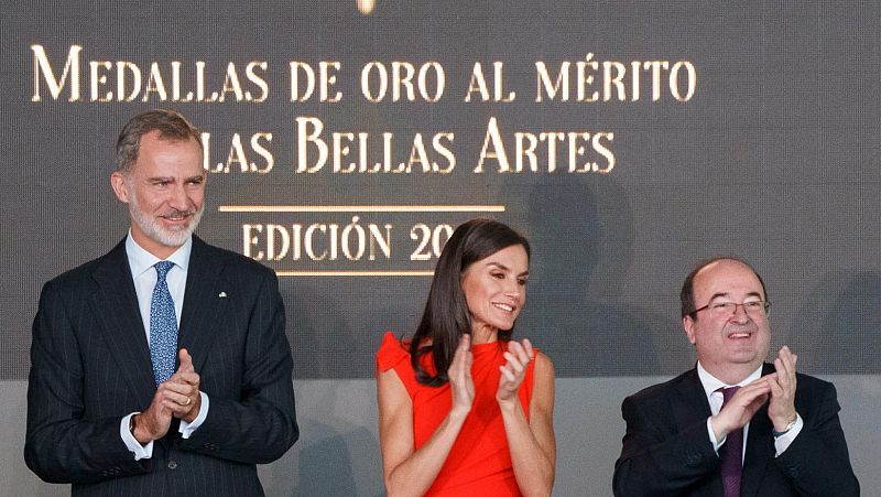 La escritora Rosa Montero, Karra Elejalde y Victor Manuel, entre las medallas de Oro al Mérito de las Bellas artes 2022