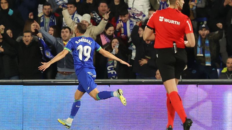 Borja Mayoral espanta los fantamas del Getafe ante el Mallorca con un doblete
