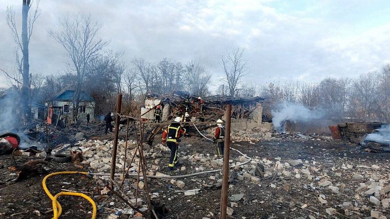 Rusia ataca la red eléctrica de Kiev y otras ciudades ucranianas en una nueva ofensiva con un centenar de misiles