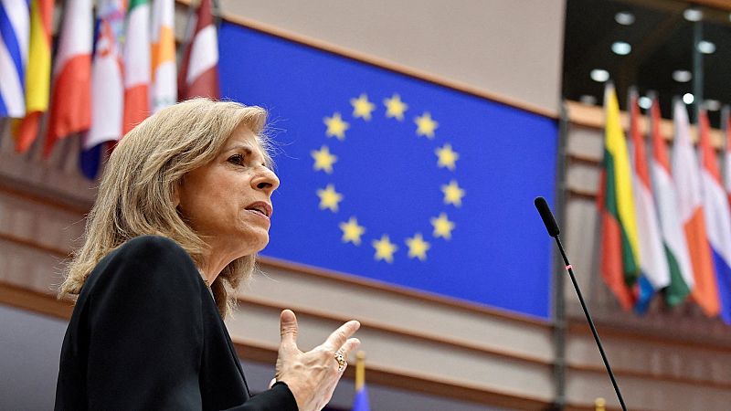 La Comisión Europea no contempla nuevas medidas COVID para China y pide "coordinación" entre los Veintisiete