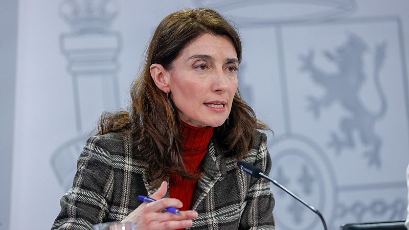 Llop pide fomentar las pulseras electrónicas para la violencia de género: "Ninguna mujer portadora ha sido asesinada"