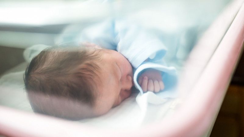 Iratxe nace en Madrid justo a medianoche y se convierte en el primer bebé del 2023 en España