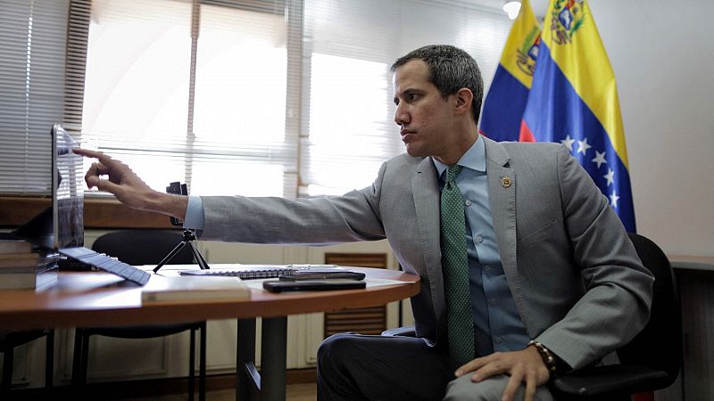 La Embajada de Venezuela en EE.UU. anuncia el cese de sus funciones tras la destitución de Juan Guaidó