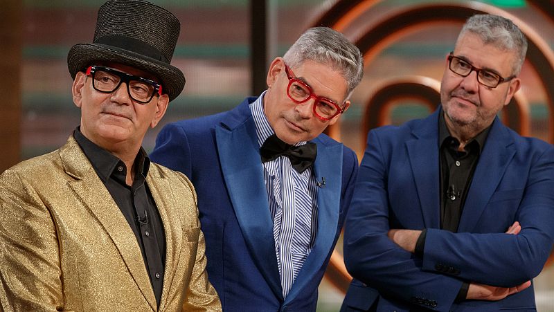MasterChef Navidad | Boris Izaguirre se duerme en pleno cocinado final