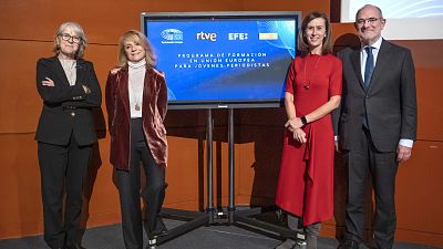 RTVE, EFE y el Parlamento Europeo enseñan a jóvenes periodistas a "contar Europa"