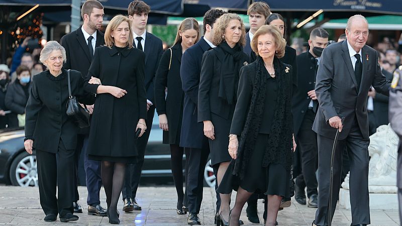 Don Juan Carlos y Doña Sofía juntos de nuevo con casi todos sus nietos