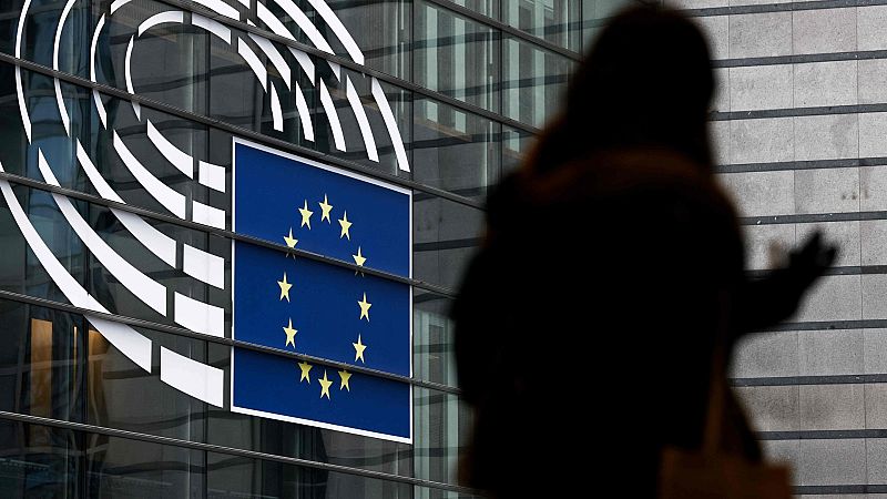 El Parlamento Europeo empieza a retirar la inmunidad a los implicados en el 'Catargate'