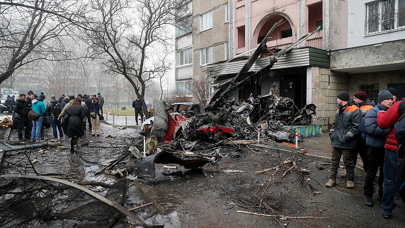 Mueren el ministro de Interior de Ucrania y otras 13 personas en un accidente de helicóptero en Kiev