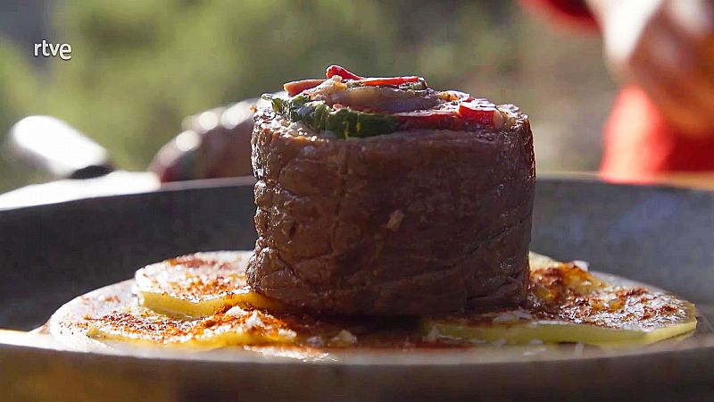 Receta de rollitos de ternera rellenos de Aizpea Oihaneder