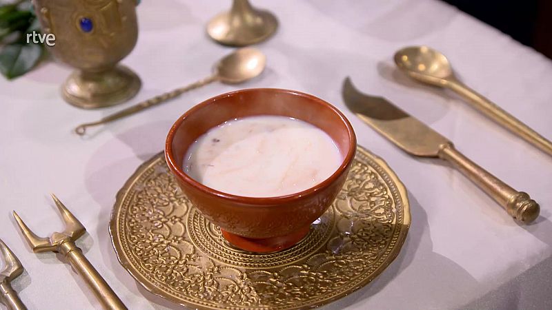 Este era el plato favorito de Isabel 'La Catlica', te atreveras a comerlo? Su desayuno tambin era peculiar