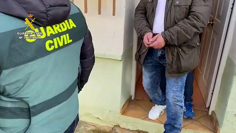 Detenidas 22 personas por extorsionar y amenazar a clientes que solicitaban servicios de prostitución a través de internet