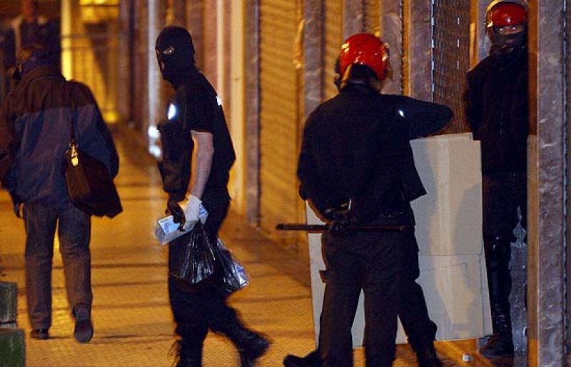 Registran en Hernani la casa y el garaje del último etarra detenido