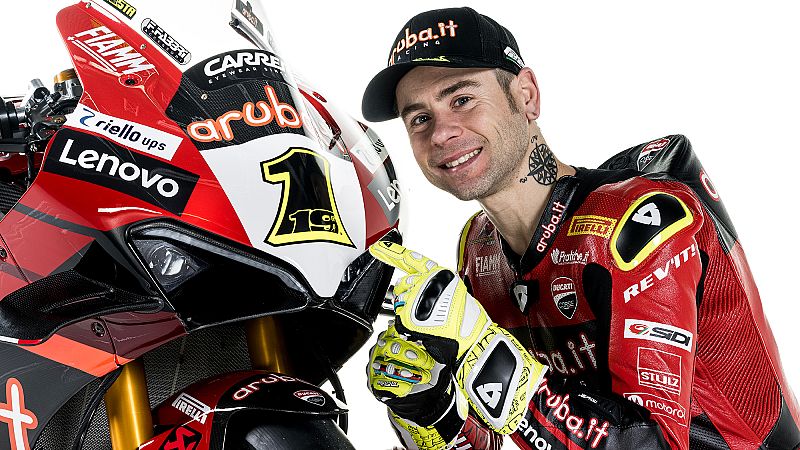 Ducati presenta la montura con la que Álvaro Bautista defenderá el número 1 en el Mundial de SBK