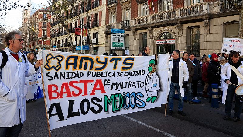 Huelga de médicos en Atención Primaria: Cataluña se suma a Madrid y Andalucía para pedir mejores condiciones laborales