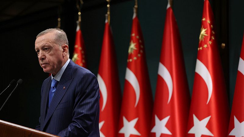 Turquía aplaza el encuentro trilateral con Suecia y Finlandia sobre su adhesión a la OTAN