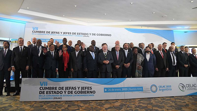 La cumbre de la CELAC avanza en integración, pide el fin del bloqueo a Cuba y saluda al diálogo en Venezuela