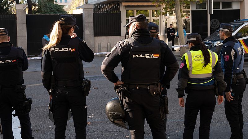 Detenido un hombre de 74 años por las cartas con material pirotécnico enviadas a Moncloa y varias embajadas