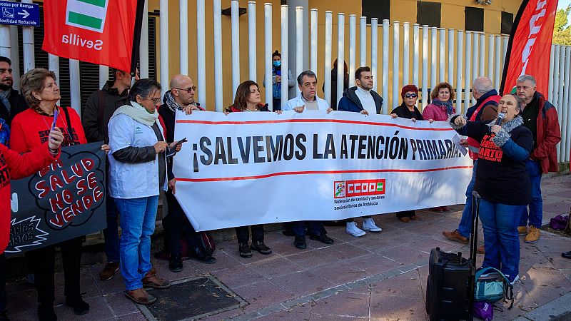 La Junta de Andalucía y los médicos alcanzan un acuerdo para desconvocar la huelga en Atención Primaria