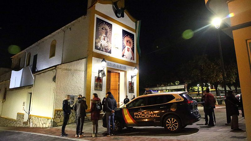 Un muerto y cuatro heridos tras un ataque con un arma blanca en dos iglesias en Algeciras