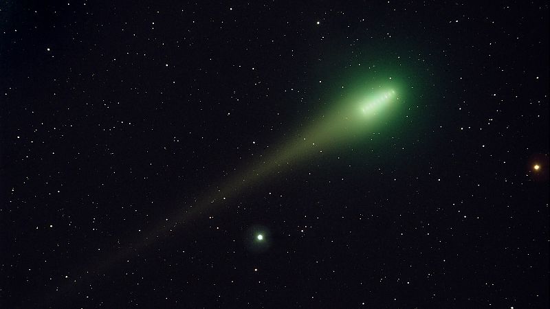 El cometa verde se acerca a la Tierra 50.000 años después: cómo, cuándo y dónde verlo en España