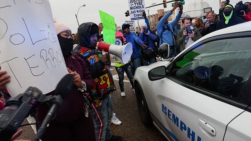 La Policía de Memphis anuncia reformas en respuesta a la muerte del joven afroamericano Tyre Nichols