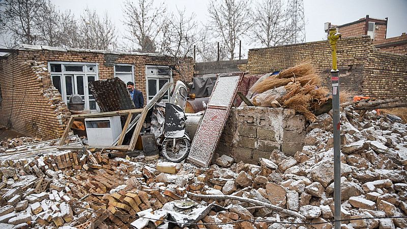 Al menos tres muertos y más de 400 heridos en un terremoto en Irán