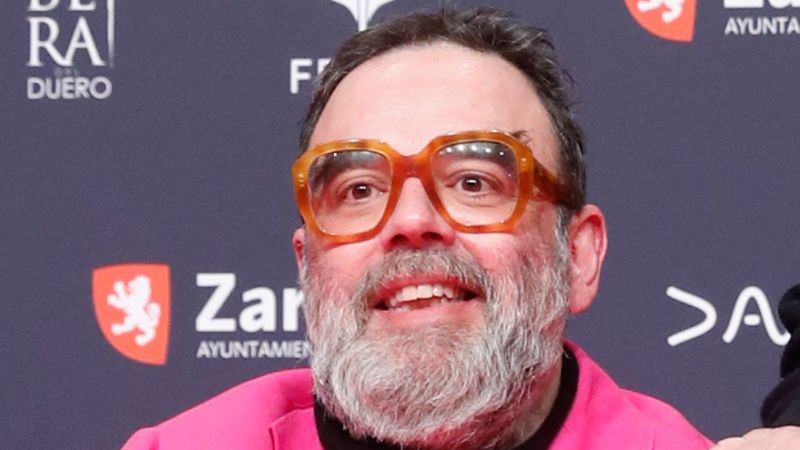 Bop Pop cuenta que también fue acosado en los Feroz por el productor Javier Pérez Santana