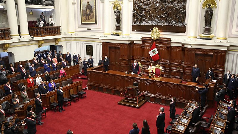 El Congreso de Perú rectifica y volverá a debatir un adelanto electoral para 2023 tres días después de rechazarlo