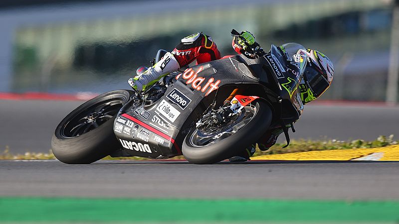 Bautista y Rinaldi suben el optimismo de Ducati en los tests de Portimao