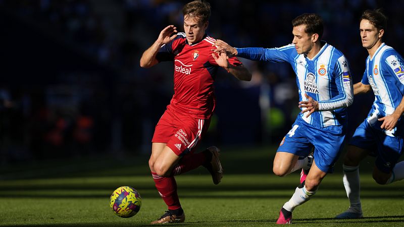Espanyol y Osasuna saldan con un empate su intenso choque en el RCDE Stadium