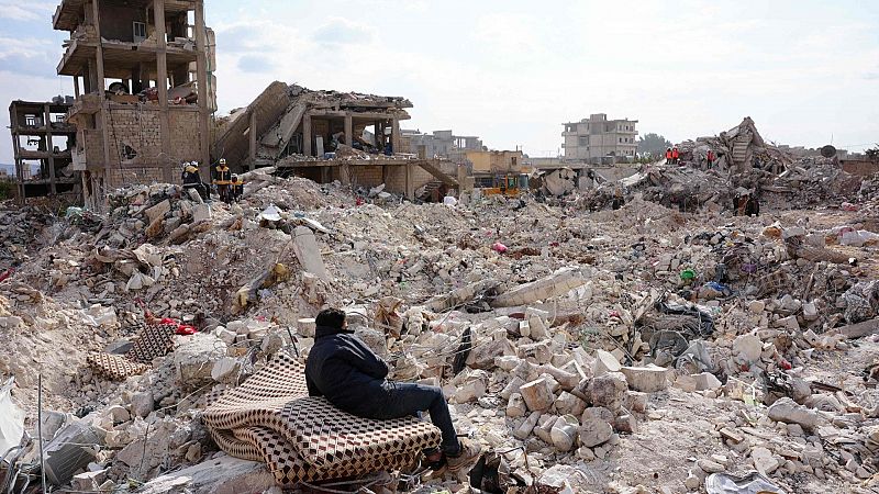 Resumen del quinto día tras la tragedia del terremoto en Turquía y Siria: Los muertos superan los 25.000