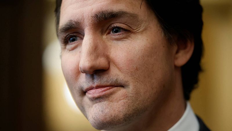 EE.UU. derriba un objeto no identificado "a gran altitud" en Canadá por orden de Trudeau