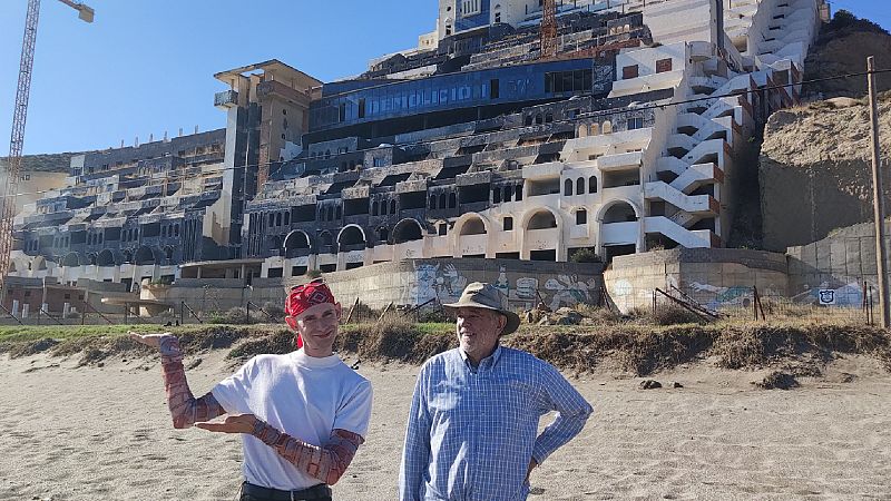 El Algarrobico y la demolicin que nunca llega