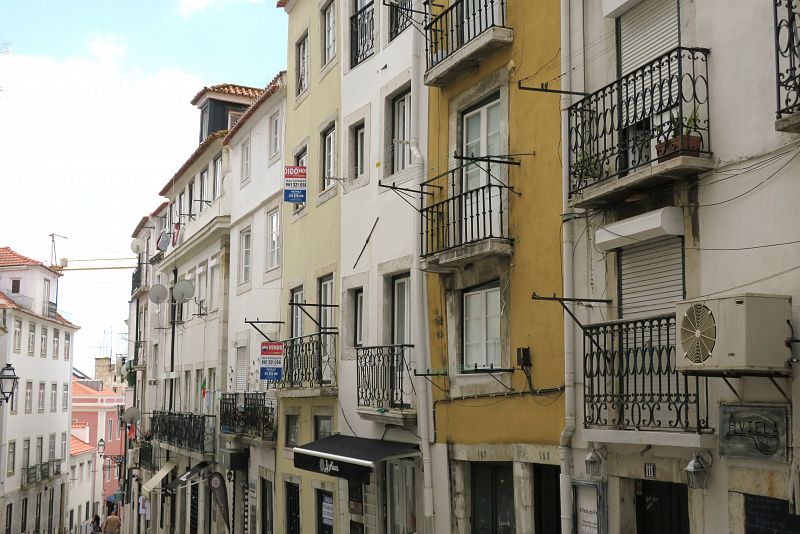Portugal elimina la 'golden visa' y prohíbe las nuevas licencias para pisos turísticos, excepto en las zonas rurales