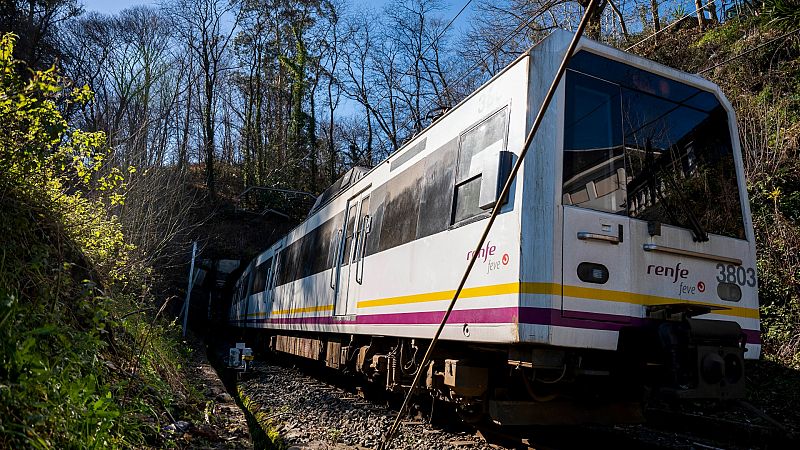 De trenes demasiado anchos a retrasos en la entrega: claves del enfado en Asturias y Cantabria por sus nuevos cercanías