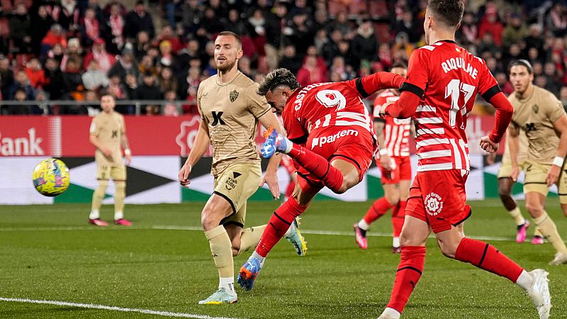 El Girona logra ante el Almería la mayor goleada de lo que va de Liga