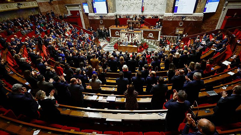 La reforma de las pensiones pasa al Senado francés sin un voto global sobre la medida en la Asamblea Nacional