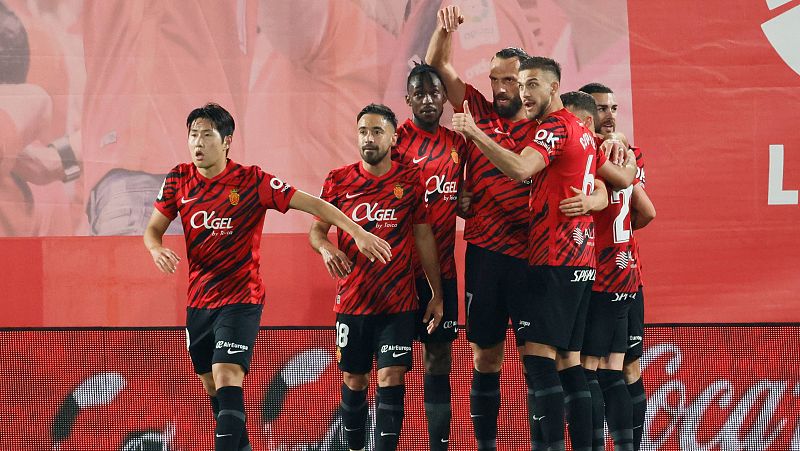 El Mallorca transforma Son Moix en un fortín