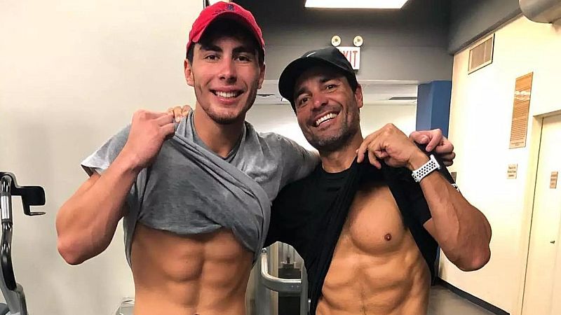 Lorenzo Figueroa, el hijo de Chayanne que triunfa, pero no en la música: ¿a qué se dedica?