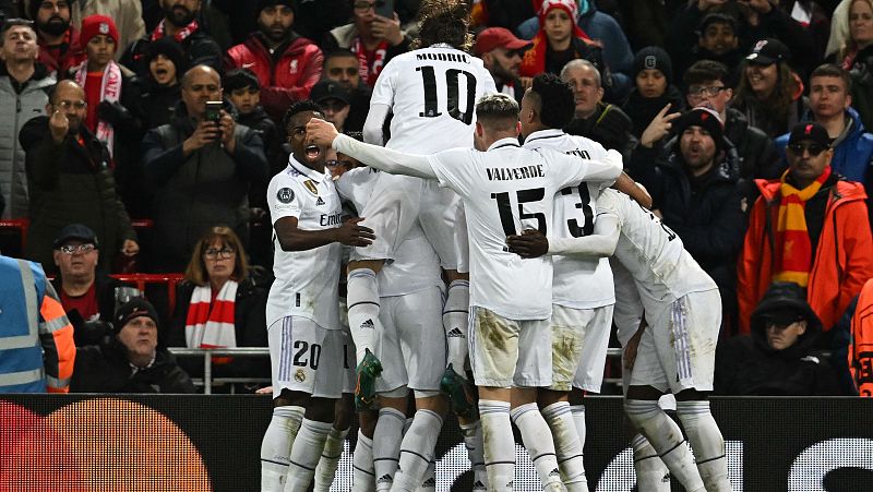 El Madrid homenajea a Amancio con una remontada inolvidable en Anfield