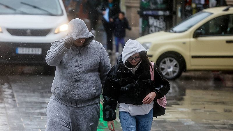 Un cambio brusco de tiempo pone fin al ambiente primaveral y devuelve el "pleno invierno" en la última semana de febrero