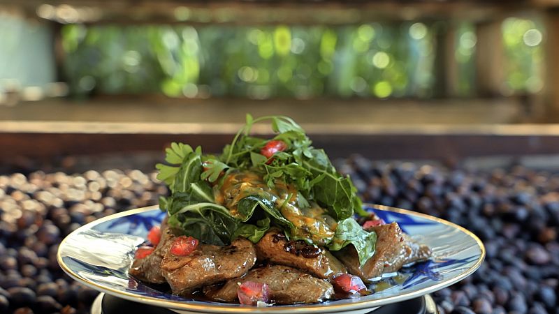 Receta de cabrito al café con ensalada de la pasión de Gonzalo d'Ambrosio