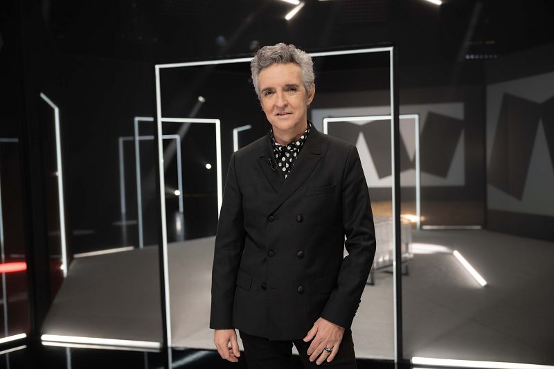 Ramoncín se moja: ¿Rosalía o C. Tangana?