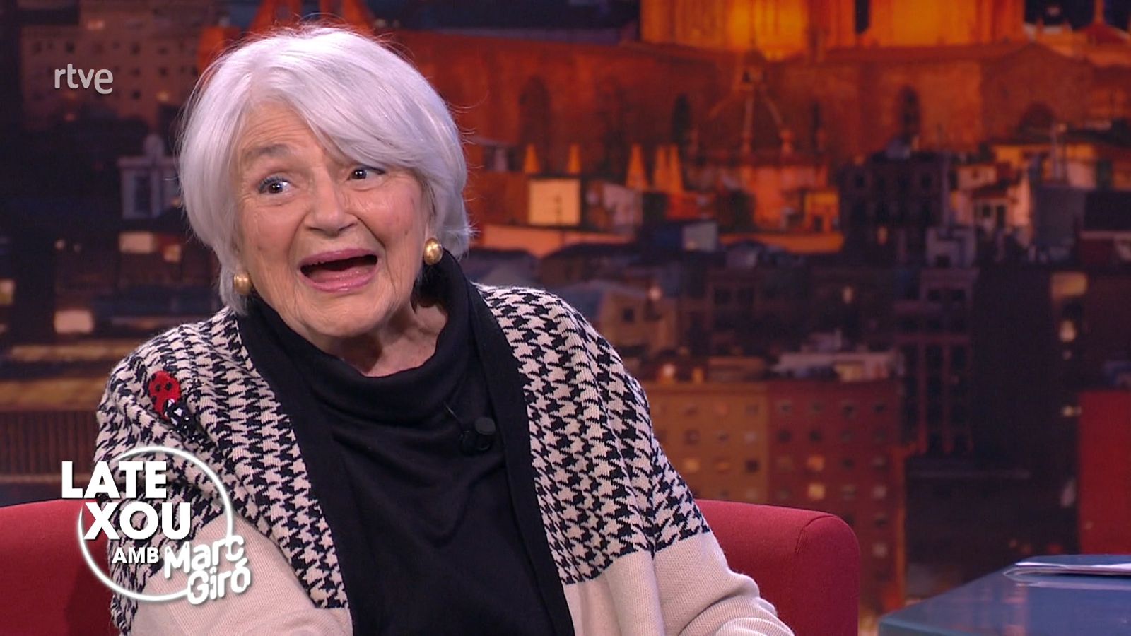 Late Xou - Pilarín Bayés visita el 'Late Xou amb Marc Giró' carregada de projectes - Veure ara