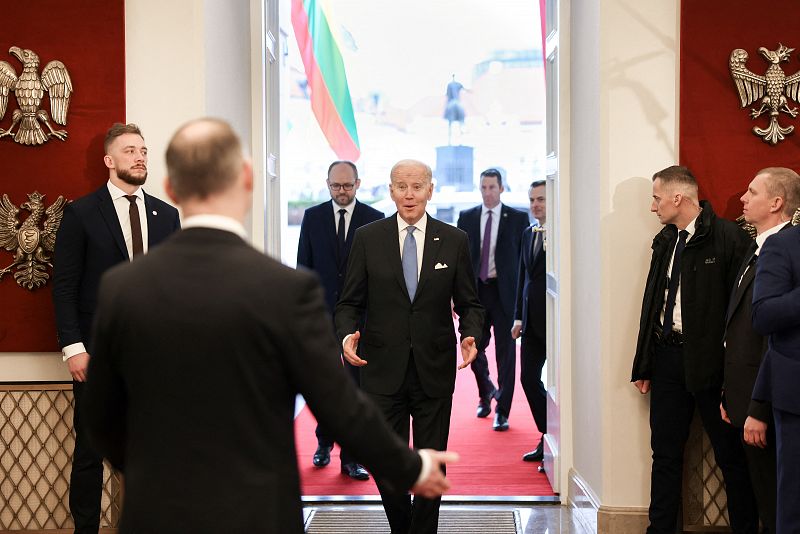 Biden promete a los aliados defender "cada centímetro de la OTAN" tras la advertencia nuclear de Putin