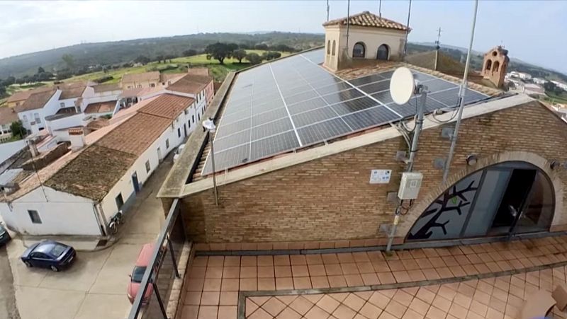 Cedillo, el pueblo solar de Cáceres donde los vecinos podrán ahorrar entre un 30% y un 50% de su factura de la luz