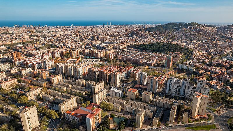 Madrid, Barcelona y Sevilla: comprar una casa en las afueras para alejarse de los elevados precios de la capital