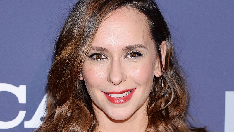 Jennifer Love Hewitt: irreconocible en su foto "sin maquillaje"